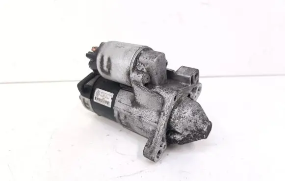 Nissan Juke I F15 Starter motor 8200584675B M000T87881