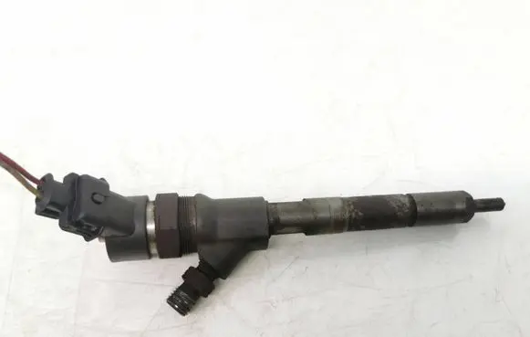 Toyota Auris 150 Fuel injector 0445110221 2367033040 047ee230b0