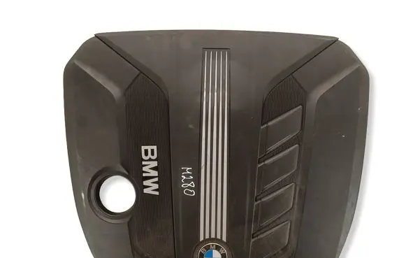 BMW 5 F10 F11 Engine cover (trim) 03104105 11252010 7802847