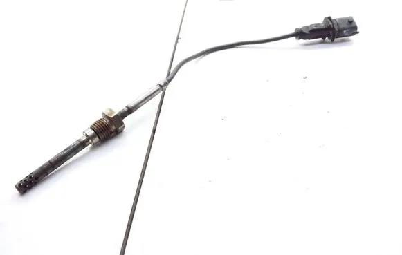 Opel Astra J Exhaust gas temperature sensor 55564977