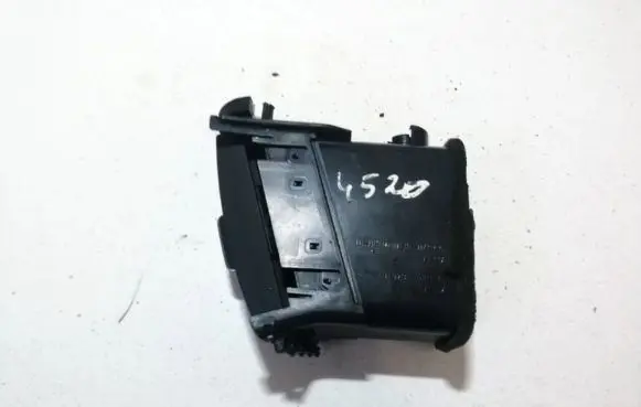 Toyota Corolla Verso AR10 Dash center air vent grill 6556444010 5567064020