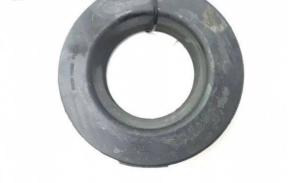 Nissan Navara D23 Rear coil spring rubber mount 550344KD0A