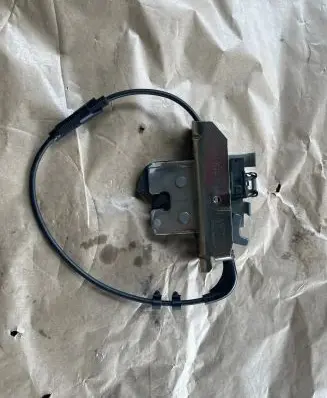 Mercedes-Benz E W211 Rear seat cable / handle A2119200172