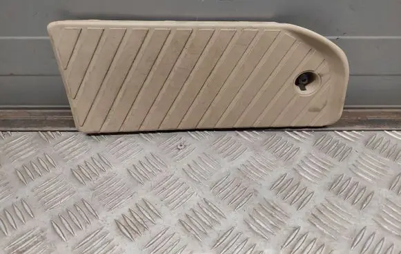 Audi Q7 4M Foot rest pad/dead pedal 4M1864777A