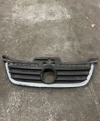 Volkswagen Touran I Front grill 1T0853651