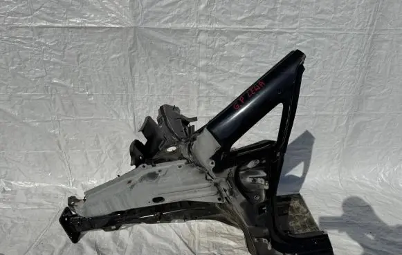 Fiat Grande Punto Front quarter panel 