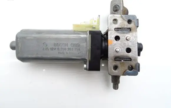 Mercedes-Benz S W221 Seat adjustment motor 907391100 0390203254