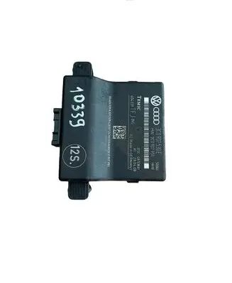 Volkswagen Golf V Gateway control module 3C0907530E