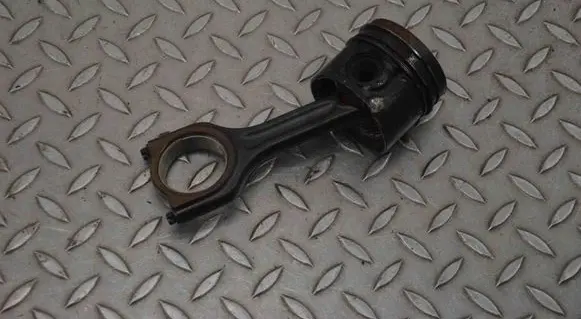 Ford Transit - Tourneo Connect Piston 619