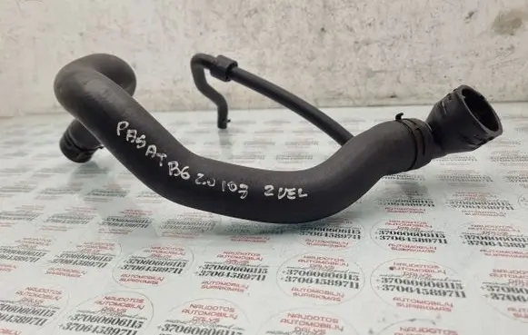 Volkswagen PASSAT B6 Engine coolant pipe/hose 3C0122291