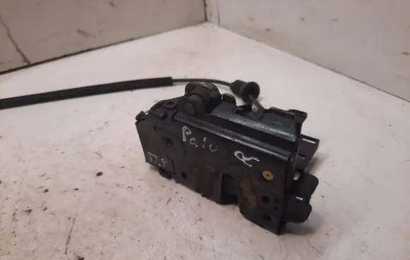 Volkswagen Polo Front door lock 3B1837016BK