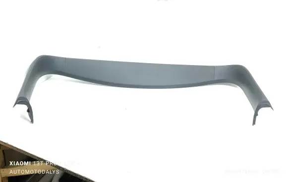 Hyundai Santa Fe Tailgate trim 817612W000