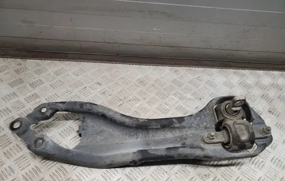 Chrysler Pacifica Rear control arm 4314C