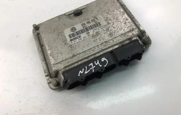 Volkswagen Polo III 6N 6N2 6NF Engine control unit/module ECU 030906032H 0261206002