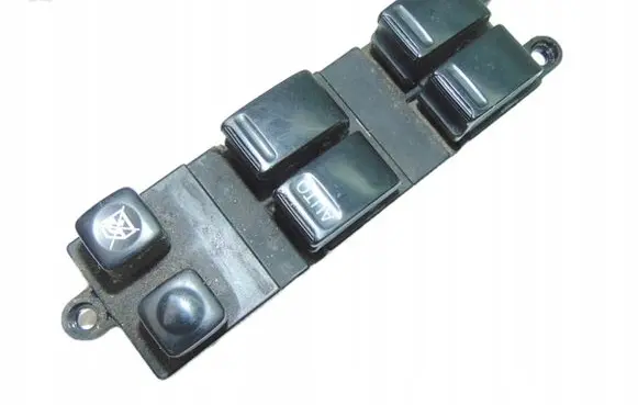 Nissan Primera Electric window control switch