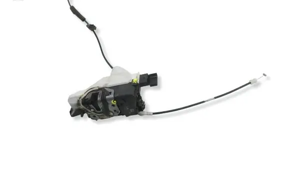 Peugeot 508 Front door lock 851916
