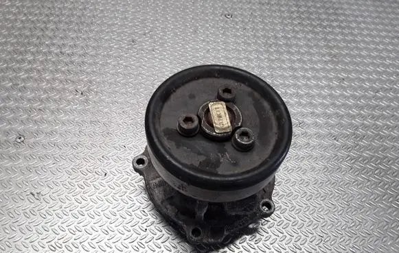 Audi A4 S4 B5 8D Water pump 