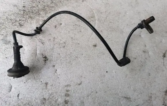 Mercedes-Benz B W245 ABS rear brake sensor A169545 0628