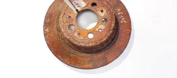 Volvo V70 Rear brake disc neventiliuojamas