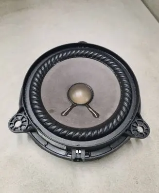 Nissan Leaf II (ZE1) Front door speaker 281563NF0A