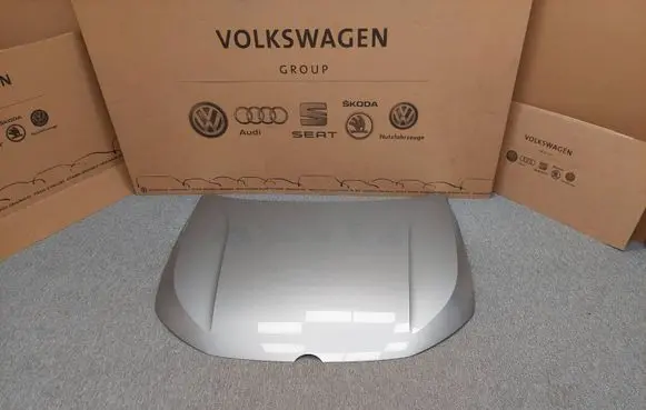 Volkswagen PASSAT B9 Engine bonnet/hood 3J0823155 3J0823031 3J0.823.155