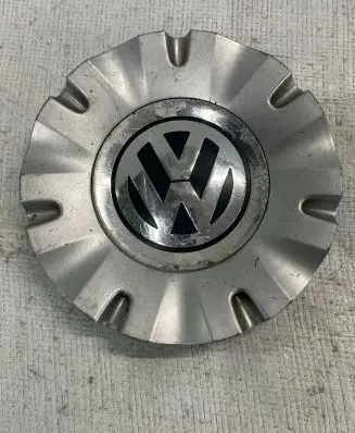 Volkswagen Golf V R15 wheel hub/cap/trim 1T0601149D