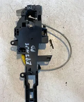 Front door exterior handle/bracket