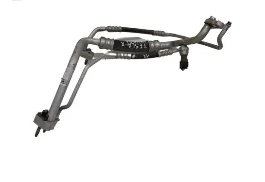 Tesla Model X Air conditioning (A/C) pipe/hose 105466400E