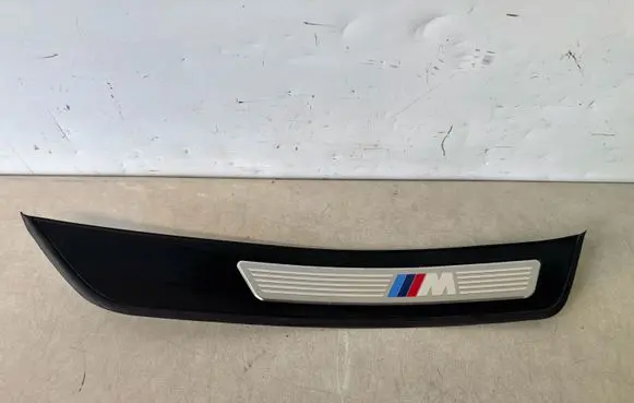 BMW 5 F10 F11 Rear sill trim cover 8050052