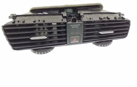 Volkswagen Golf VII Dash center air vent grill 5G1819728 5G1815735C 5G1815736
