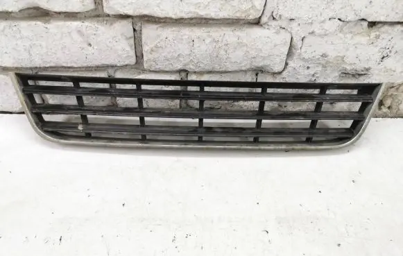 Volkswagen PASSAT B6 Front bumper lower grill 3C0853677