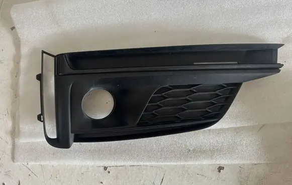 Audi A5 Front fog light trim/grill 8W6807681G 8W6807681