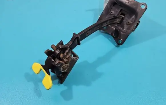 Peugeot Partner Front door check strap stopper 9681466280 IMPRK1388509
