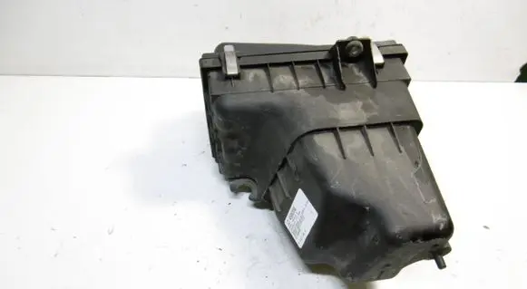 Opel Agila A Air filter box 09204631