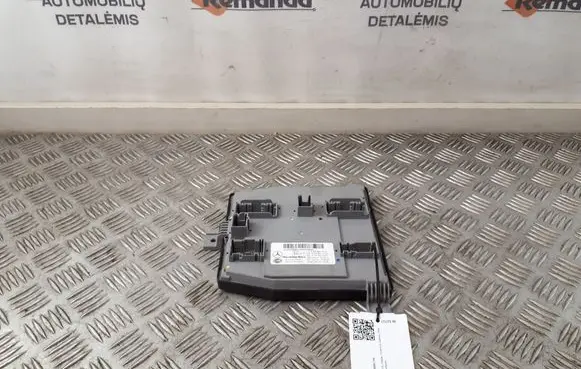 Mercedes-Benz C AMG W205 Central body control module A2059007539 A2059011703
