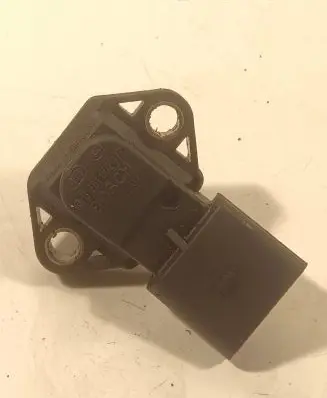 Volkswagen Golf V Air pressure sensor 0281002177