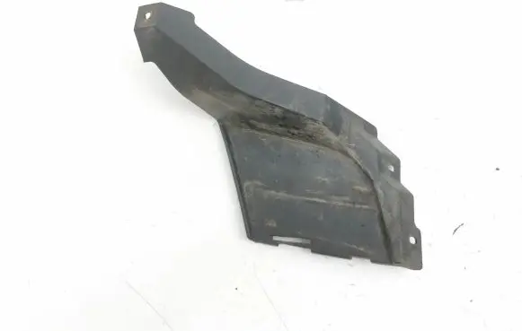 Peugeot 4007 Intercooler air channel guide 