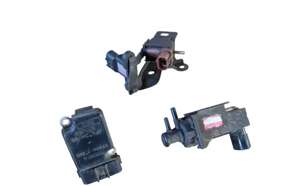 Toyota Avensis Verso Turbo solenoid valve 2581927030 1397000710 2220427010