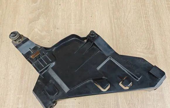 Audi Q5 SQ5 8R Headlight/headlamp mounting bracket 8R0941454A