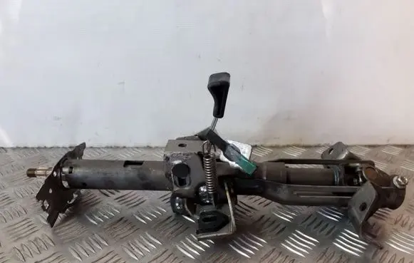 Suzuki Grand Vitara II Steering wheel axle