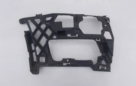 Volkswagen Golf VII Front bumper mounting bracket 5G0807724D