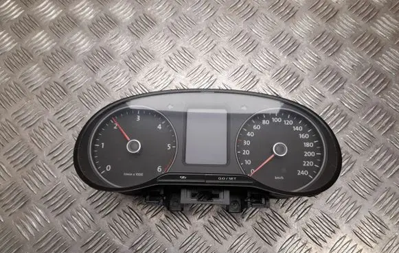 Volkswagen Amarok Speedometer (instrument cluster) 2H0920861C