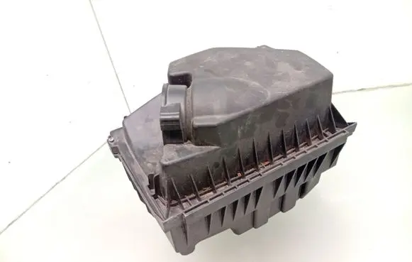 Opel Movano B Air filter box 8200751534 8200824914