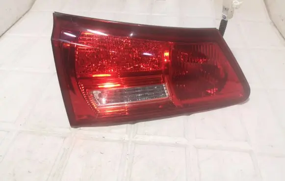 Lexus IS 220D-250-350 Tailgate rear/tail lights 5342