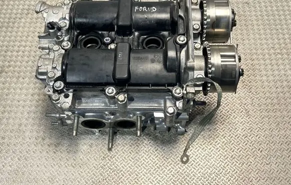 Subaru Forester SL Engine head K1022498 13260AA69 R1161
