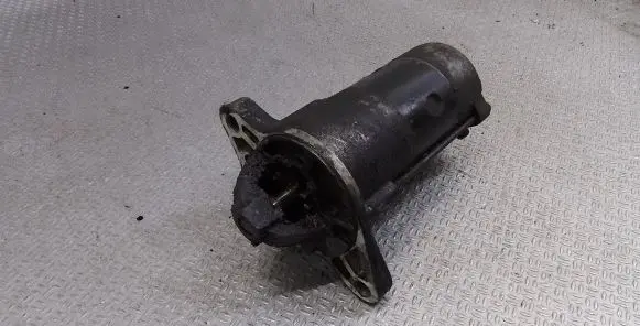 Mazda 6 Starter motor M002T88671 RF5C