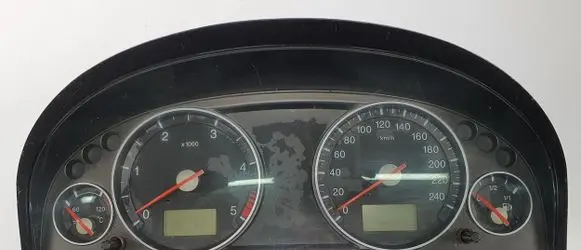 Ford Mondeo Mk III Speedometer (instrument cluster) 3S7F-10841