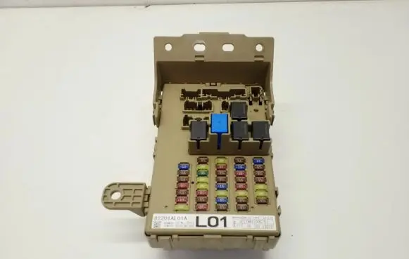 Subaru Outback (BS) Fuse module 82201AL01A