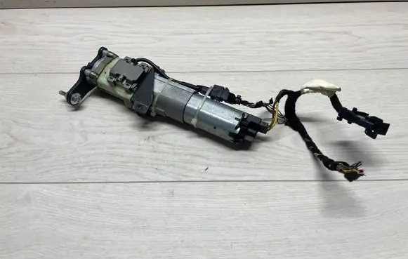Audi A6 S6 C7 4G Soft lock spindle drive 4g9827851