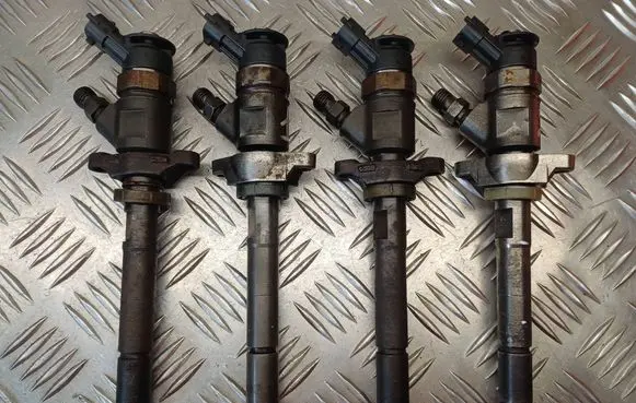 Citroen C5 Fuel injector 0445110297